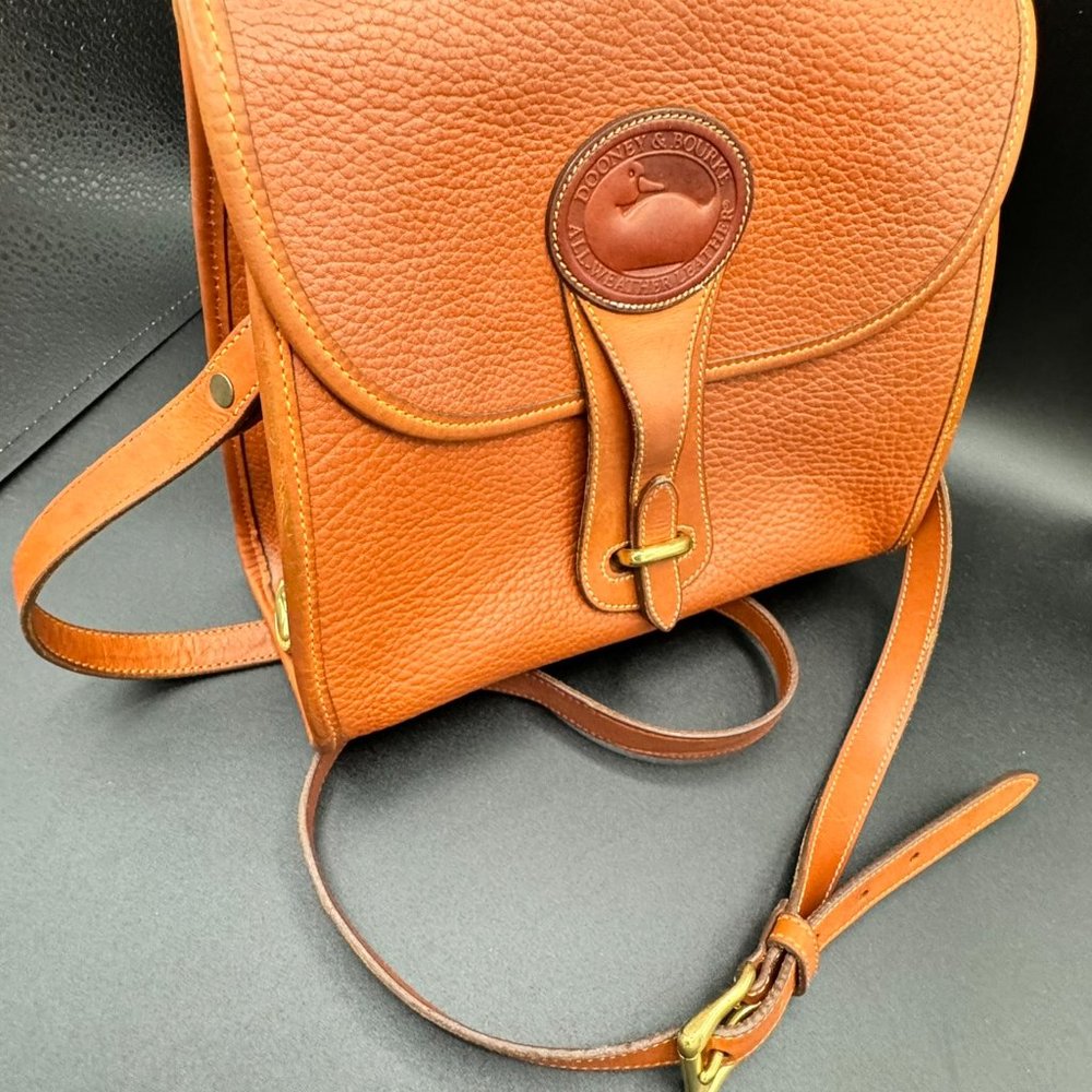 Dooney & Bourke Vintage Tan Pebble Leather Purse